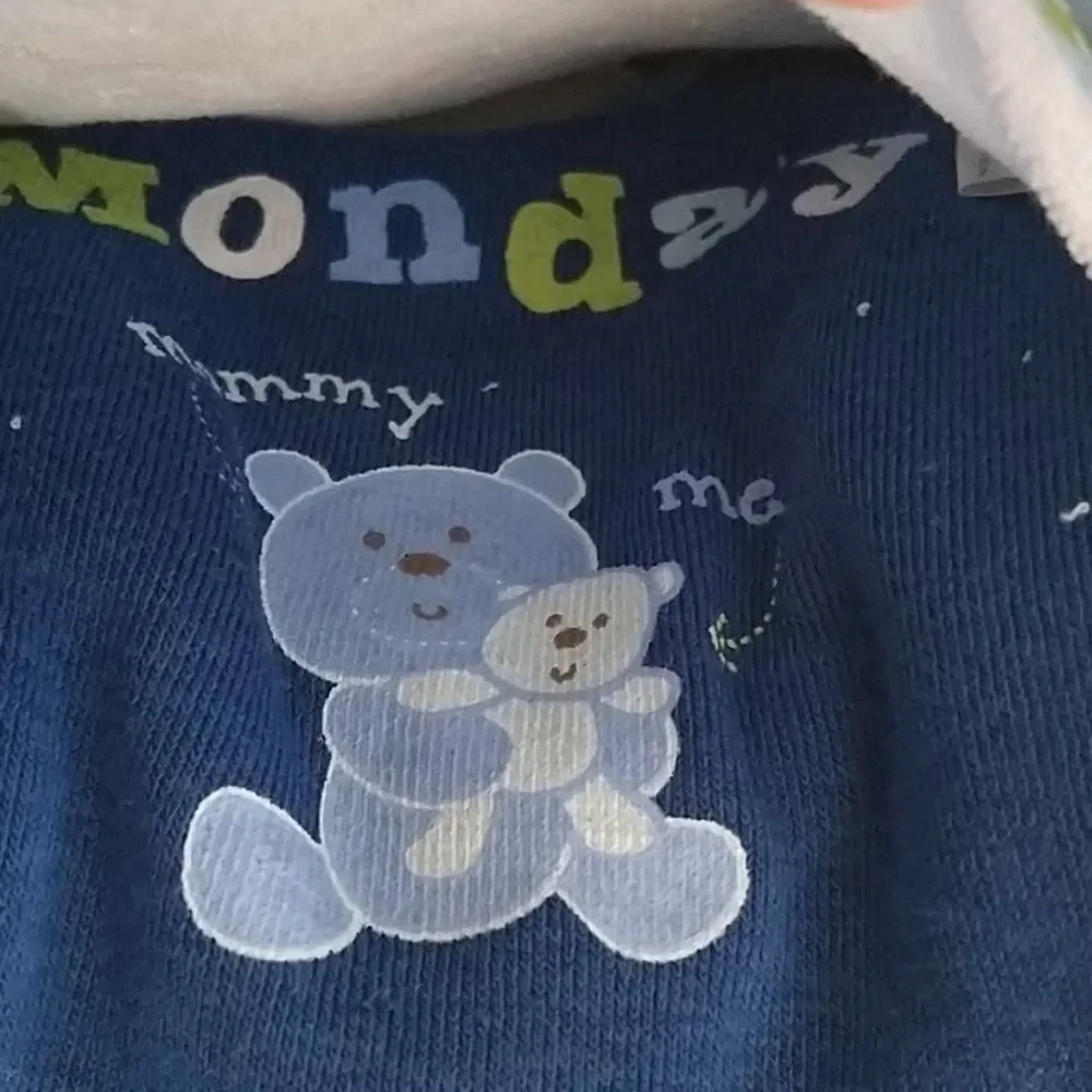 7 Bibs Week Set